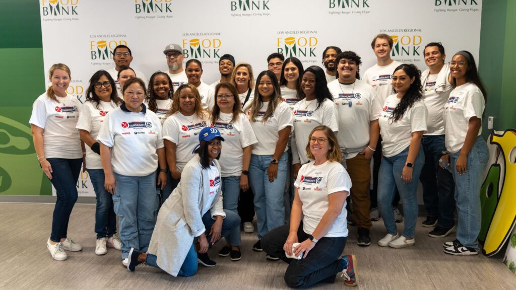 Clippers team volunteers at the Food Bank