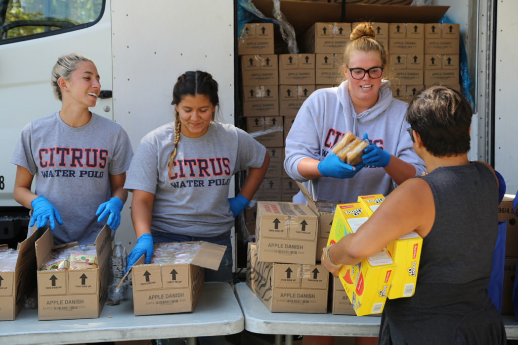 How Does a Mobile Food Pantry Work?